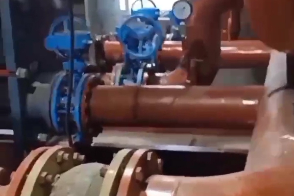 山西xxx供熱系統(tǒng)首站全部納入浮動床水處理設(shè)備系統(tǒng)